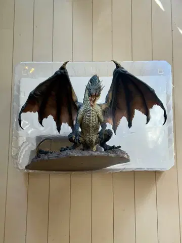 흑룡 미라보레아스 | 몬스터 헌터