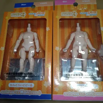 넨도로이드돌 Man Girl 크림 2종 세트 미사용 새상품