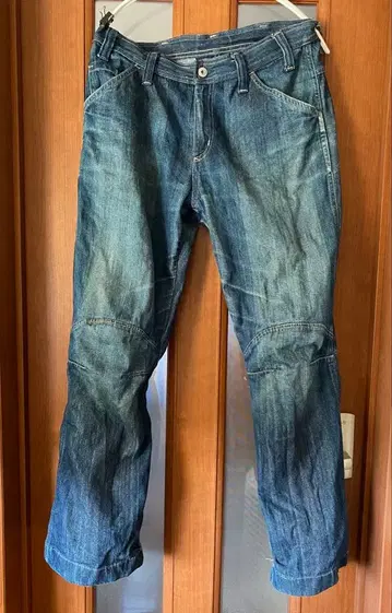 새상품급 G-STAR RAW 스트레이트 데님