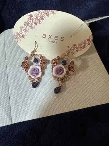 axes femme 프린세스로즈 귀걸이