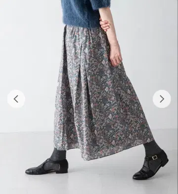 택 포함 새상품 카구레 리버티 프린트 스커트 어반 리서치 도어스