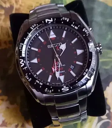 세이코 프로스펙스 키네틱 GMT 손목시계