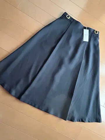 새상품 any sis 스커트 네이비