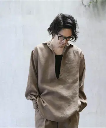 [ 새상품 ] MB ULTIMATE FABRIC 루즈 셔츠 soalon