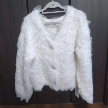 택 포함 새상품 SNIDEL 화이트 퍼 가디건