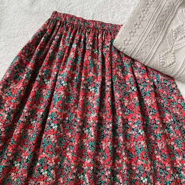 리버티 윌트셔 스커트 카구레 어반 리서치 파밀리아 좋아하시는 분께