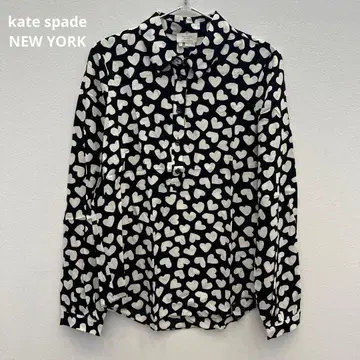 하트 무늬 긴팔 셔츠 블랙과 화이트