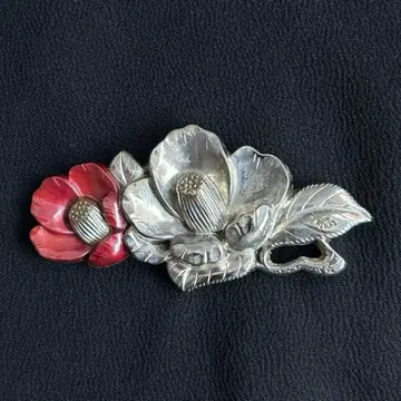 앤티크 오비 고정 띠 금공 홍백 동백 조각