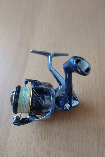 시마노 뱅퀴시 2500HGS