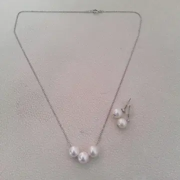 펄 펜던트와 귀걸이