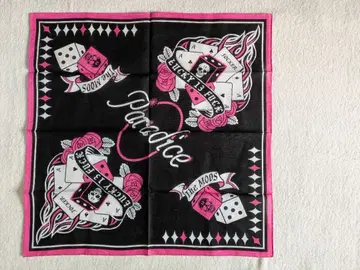 2TheMODS 화이트 블랙 핑크 프린트 Paradice 락 패턴 반다나