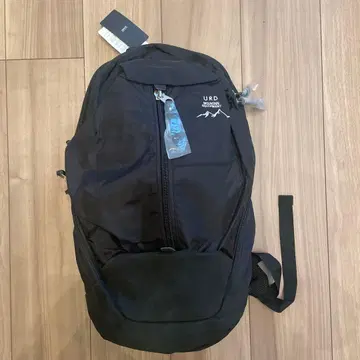 URD 블랙 백팩