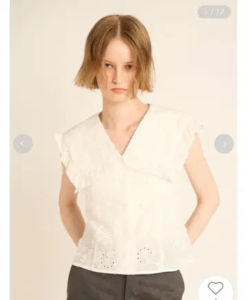 25AW [미사용 새상품] FUR FUR 빅 칼라 슬리브리스 블라우스