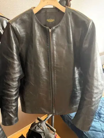 FINE CREEK LEATHERS 배드 42