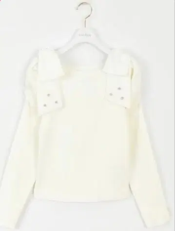 evelyn 숄더 리본 니트