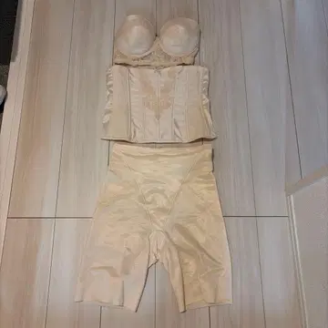 FOUR SIS &CO. 브라이덜 이너 3종 세트