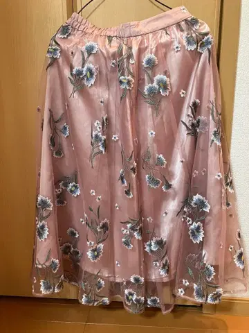 MISCH MASCH 꽃무늬 자수 튤 플레어 스커트 S