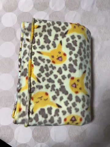 피카츄 플리스 원단 약 155cm 폭 150cm