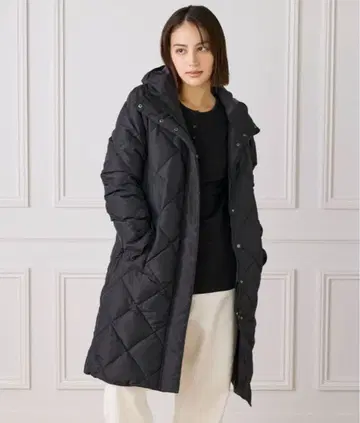 I.T.S international 이번 시즌 다운 코트 미사용 새상품