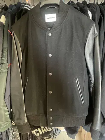 monkey time 바시티 자켓