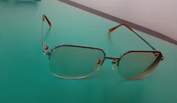 [ LACROSSE ] 메탈 프레임 고급스러운 사각형 PC 안경으로 꼭!