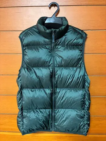 [ 물건 정리중 ] 유니클로 울트라 라이트 다운 베스트 ( 남성용 )