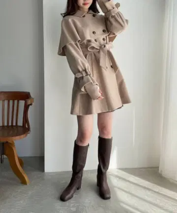 MAJESTIC LEGON 케이프 세트 미디 코트 베이지