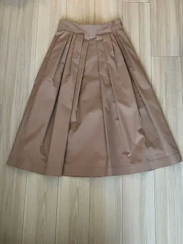 Ballsey 베이지 플레어 스커트 34