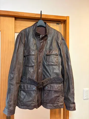 모터사이클 자켓 벨스타프 바버 가죽 자켓 브라운