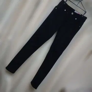 C-SEVENTEEN 블랙 스키니 데님 사이즈 27