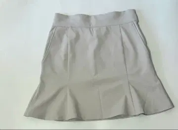 새상품급 JUN&ROPE 준앤로페 골프 하이웨스트 스커트
