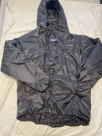 파타고니아 다스 라이트 후디 블랙 L 사이즈 FA25