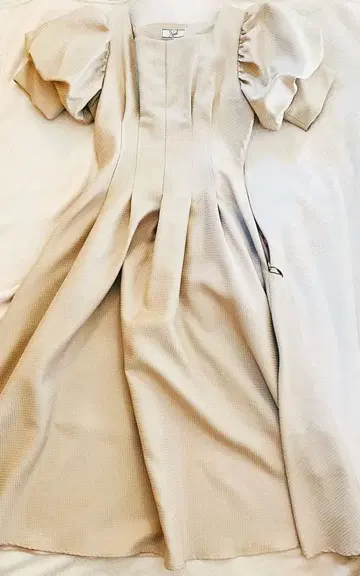 노엘라 원피스 미사용 새상품 택 포함