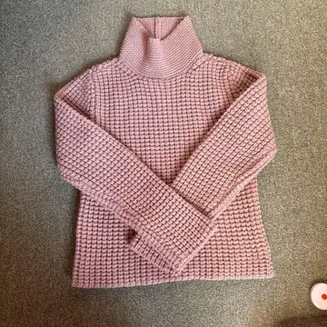 레꼬빵 터틀 니트 핑크 케이블 짜임 스웨터