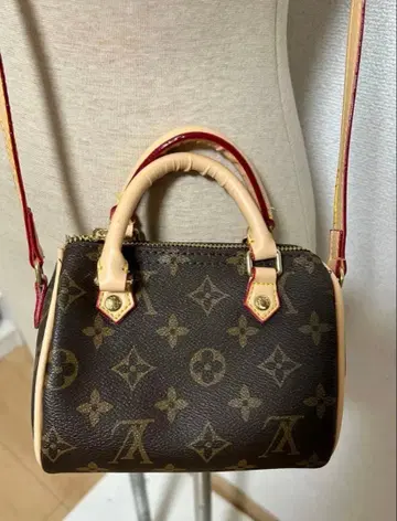 숄더 파우치 백 새상품급 사선 크로스 미니 숄더백