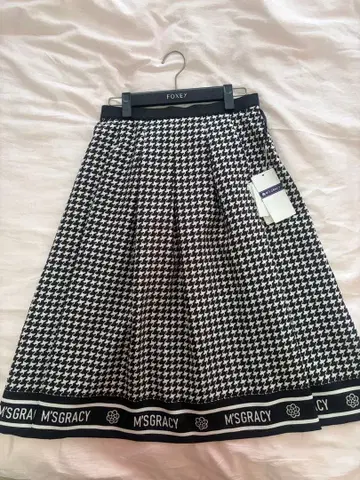 M'S GRACY 플레어 스커트 로고 미사용 새상품 택 포함