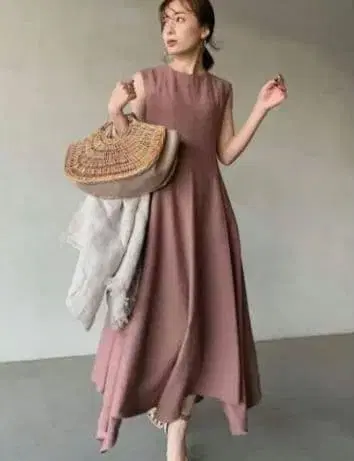 택 포함 미사용 새상품 아뉴앙스 불규칙 헴라인 원피스