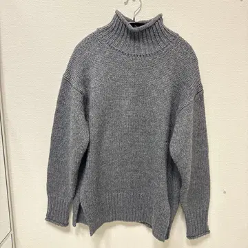 하이넥 니트 그레이