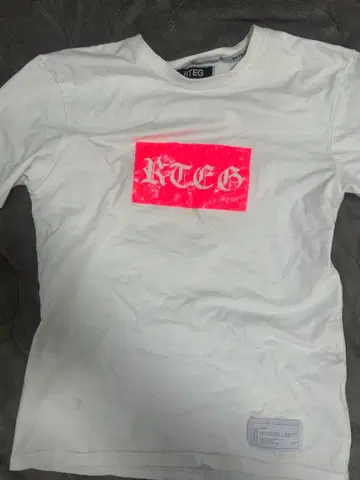 RTGE 아담스 저글러 T셔츠