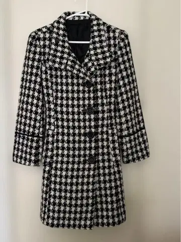 하운드투스 체크 패턴 코트