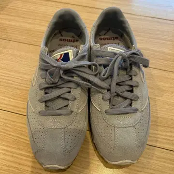 미라 오웬 BROOKS 그레이 스웨이드 러닝화