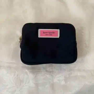[ 미사용품 ] kate spade 스퀘어 나일론 파우치 네이비