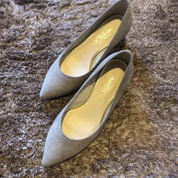 르 탈론 펌프스