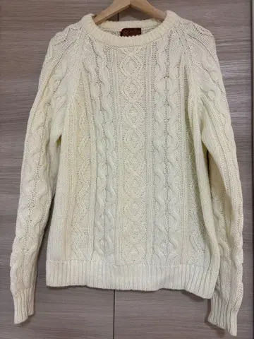 Sears KINGS ROAD 화이트 니트