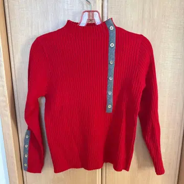 빨간색 리브 긴팔 스웨터 사이즈 38