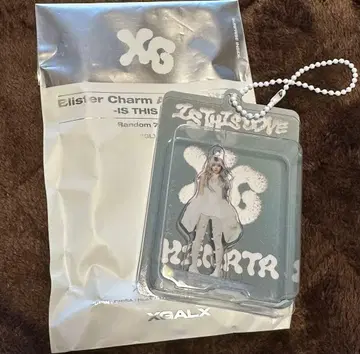 XG 히나타 아크릴 스탠드