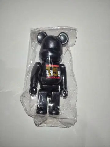 베어브릭 시리즈 32 15TH 시크릿