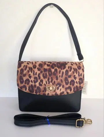 [택 포함 새상품] 레오파드 무늬 2way 숄더 백