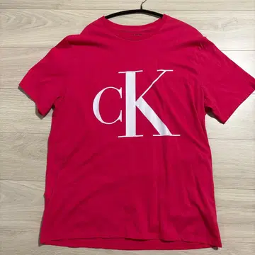 캘빈클라인 핑크