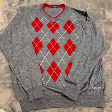 SIXON 골프 그레이 레드 아가일 V넥 스웨터